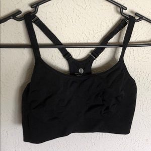 Black sports bra
